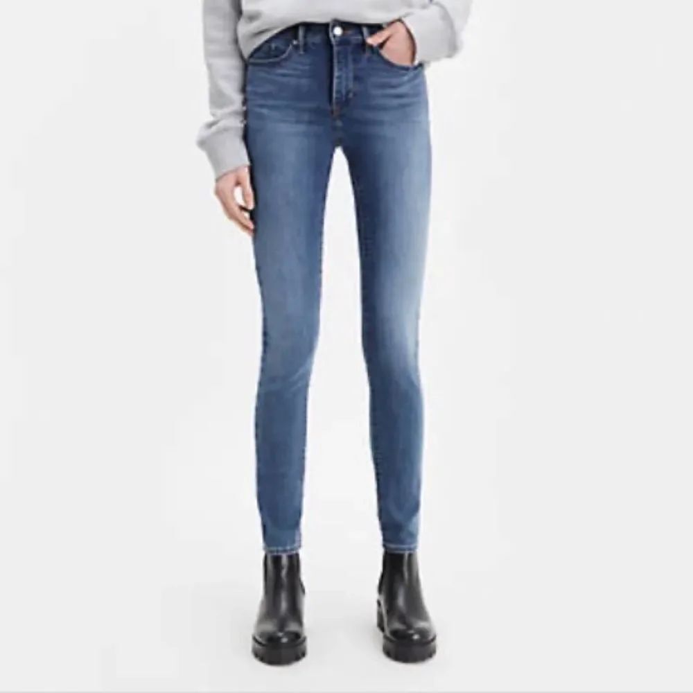 🆕 Levi's Women's 311 Shaping Skinny (Size 34-30)
